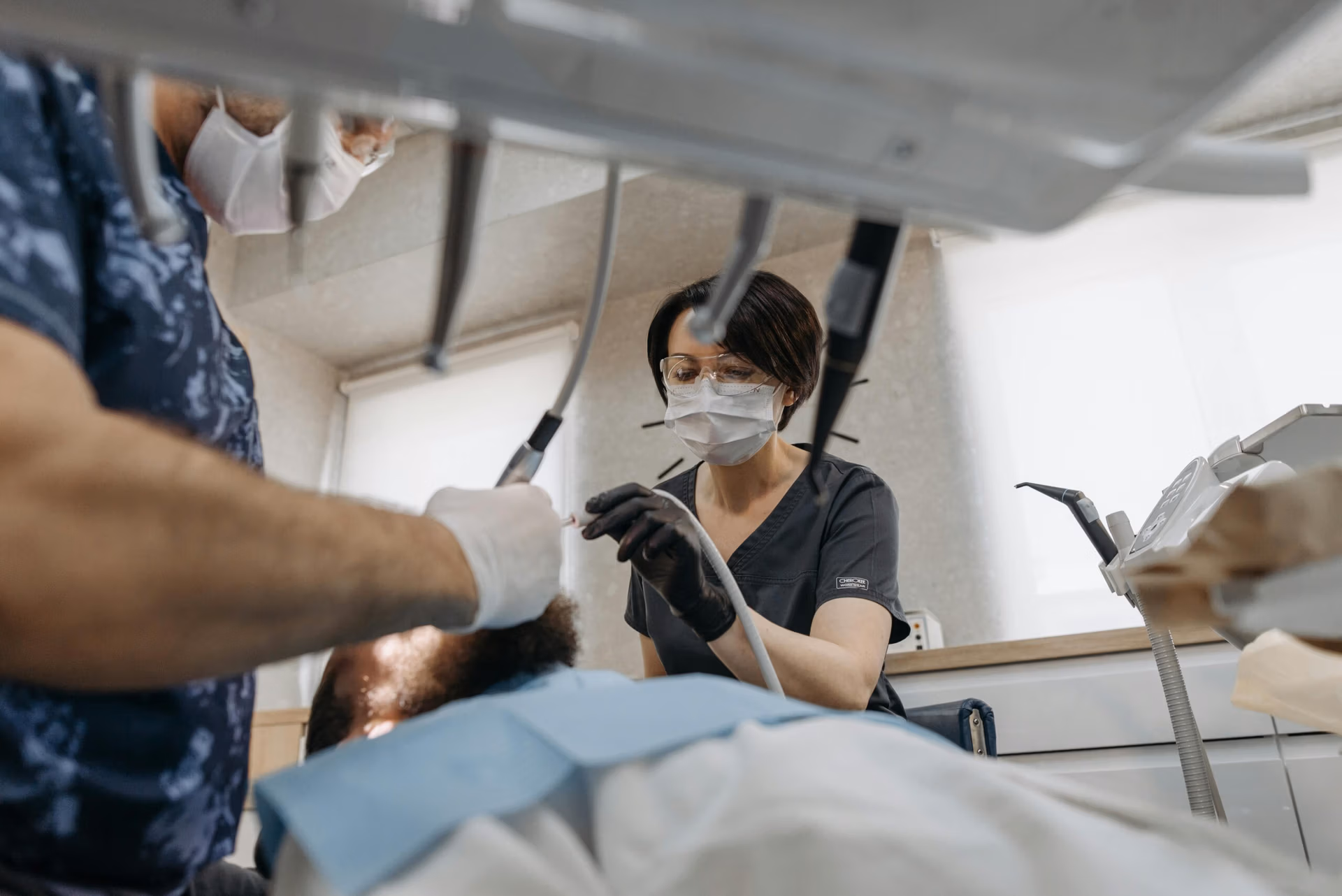 Modern Dentistry - DR Gutgarts