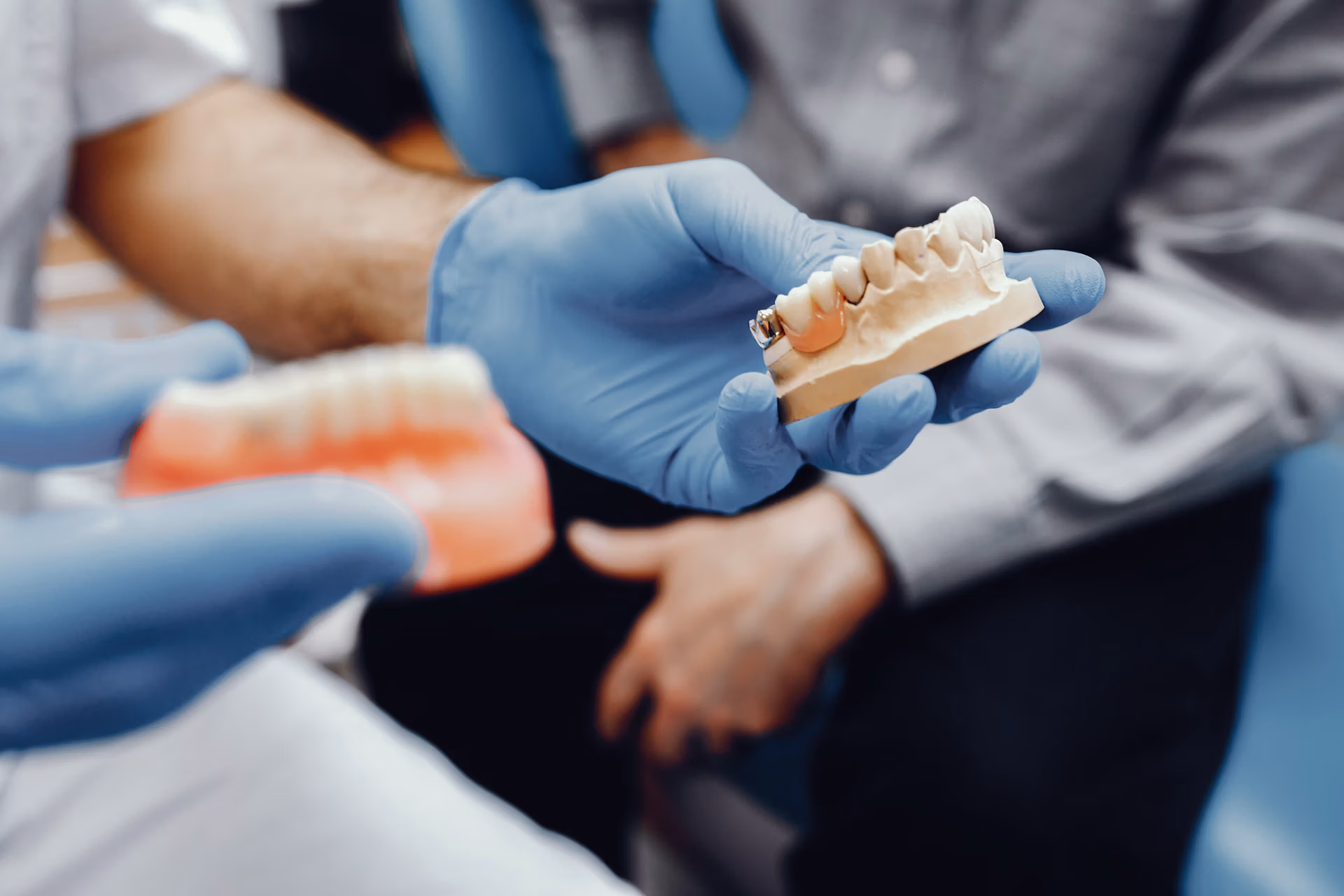 A Senior's Guide to Choosing Dental Implants 1 Dental Implant